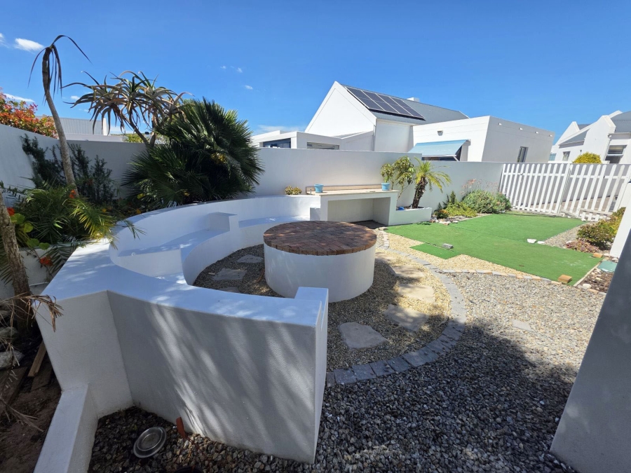 3 Bedroom Property for Sale in Blue Lagoon Western Cape